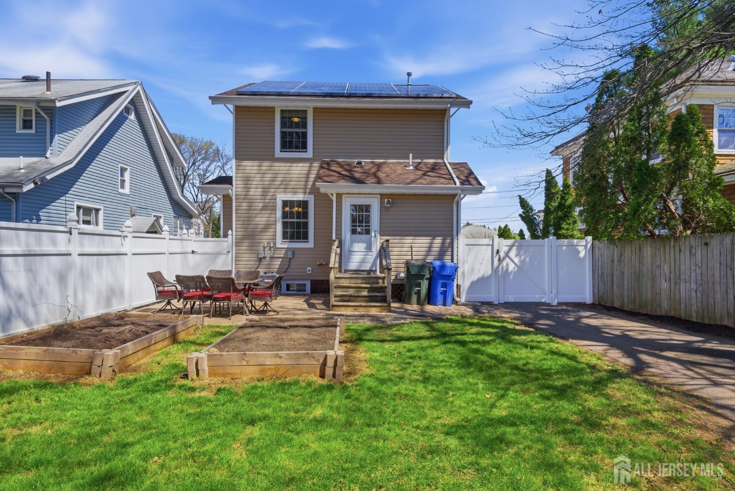 157 Freeman, Woodbridge Proper, NJ, 07095