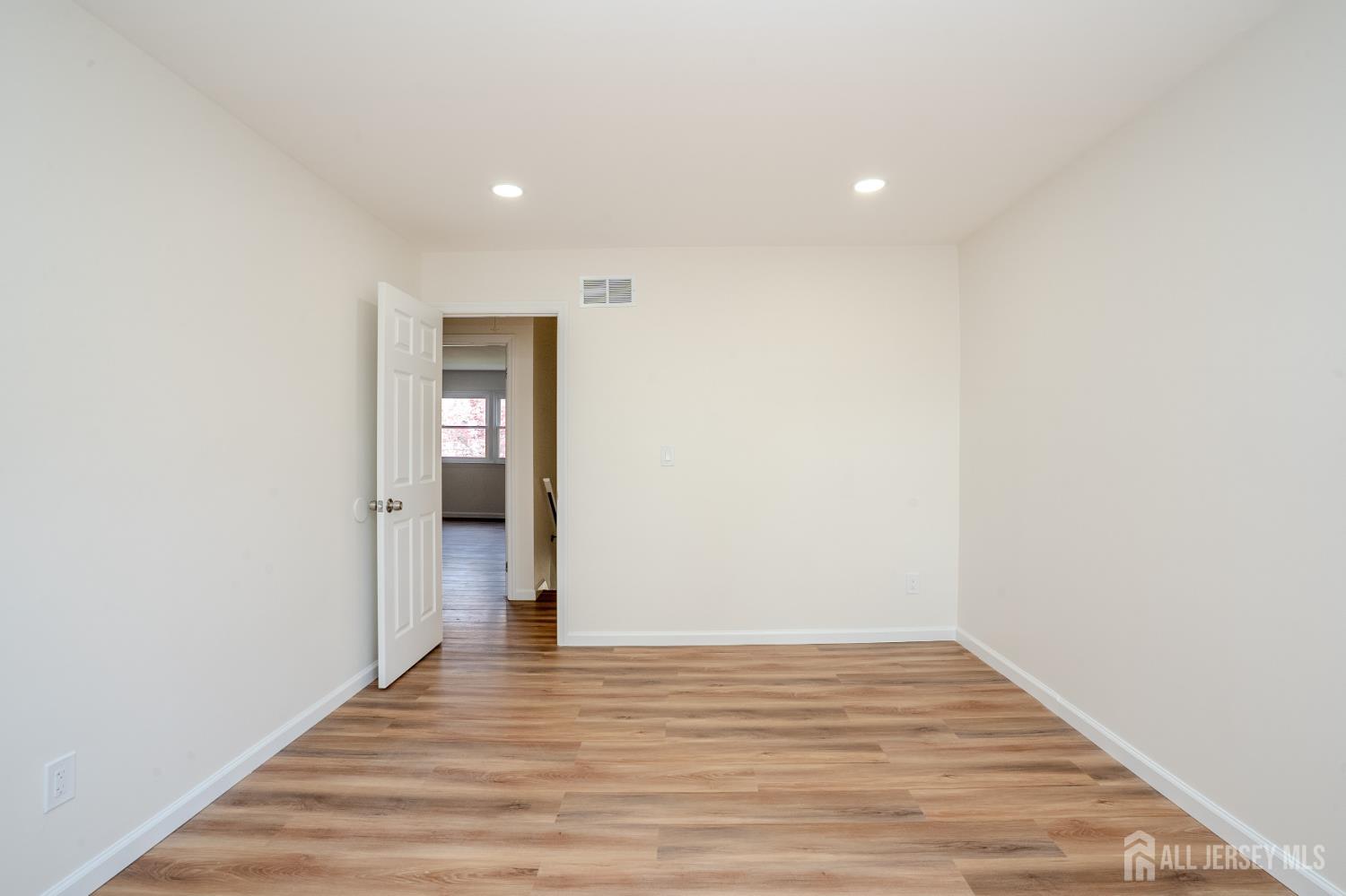 26 Davids, South Brunswick, NJ, 08810