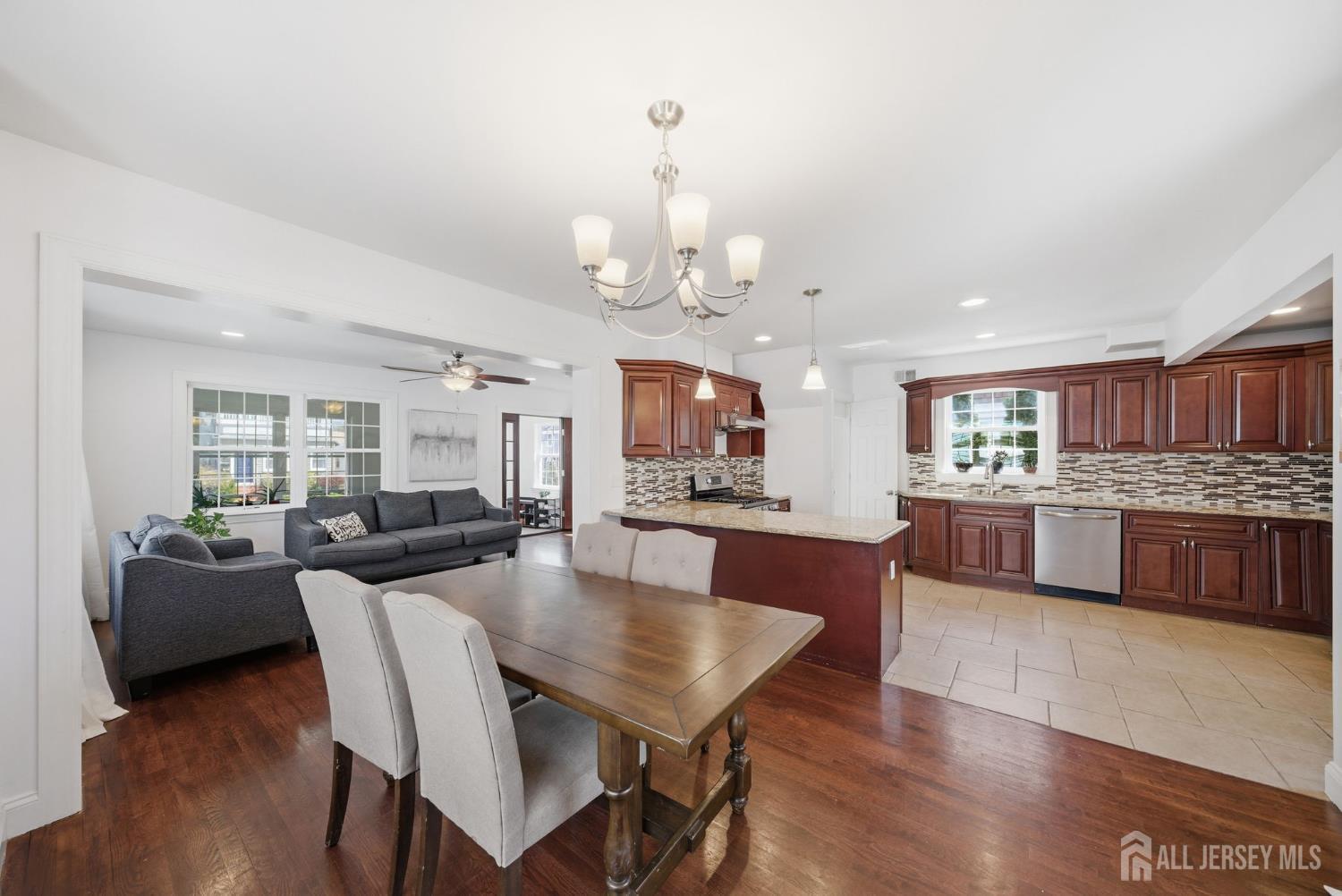 157 Freeman, Woodbridge Proper, NJ, 07095