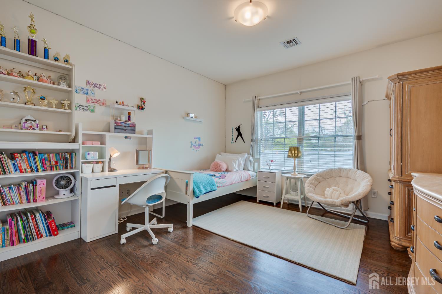 197-A Amboy, Metuchen, NJ, 08840