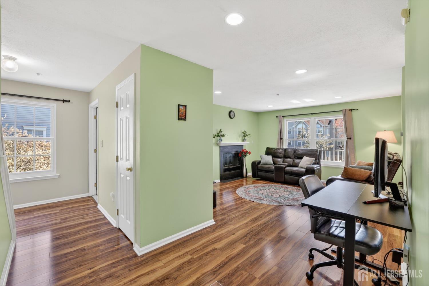 217 Prestwick, Edison, NJ, 08820