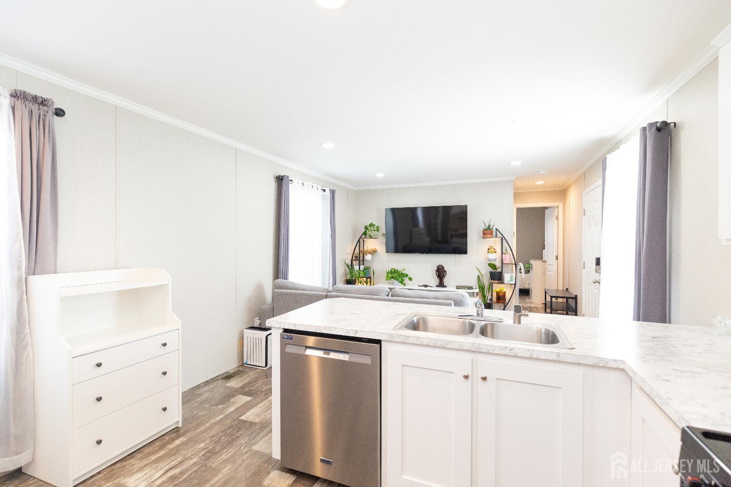 12 Maine, South Brunswick, NJ, 08852