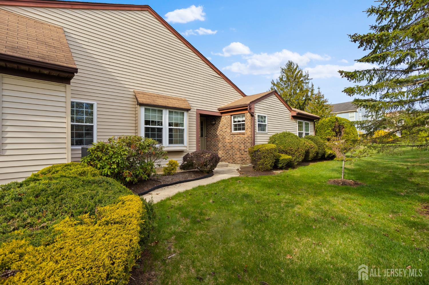 26 John Paul Jones, Monroe, NJ, 08831