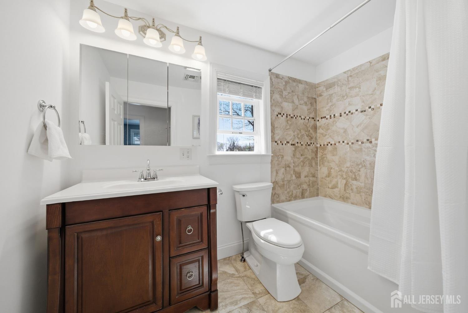 157 Freeman, Woodbridge Proper, NJ, 07095