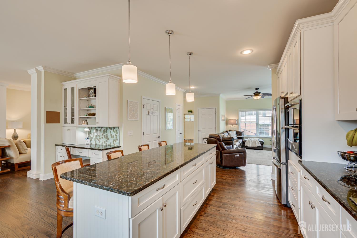 197-A Amboy, Metuchen, NJ, 08840