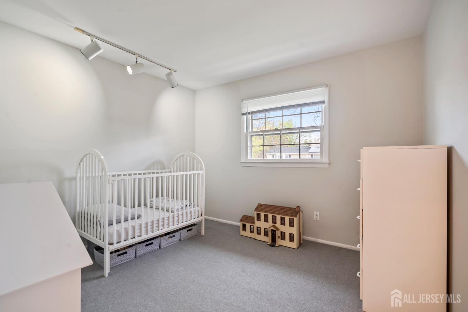 3 Vauxhall, East Brunswick, NJ, 08816