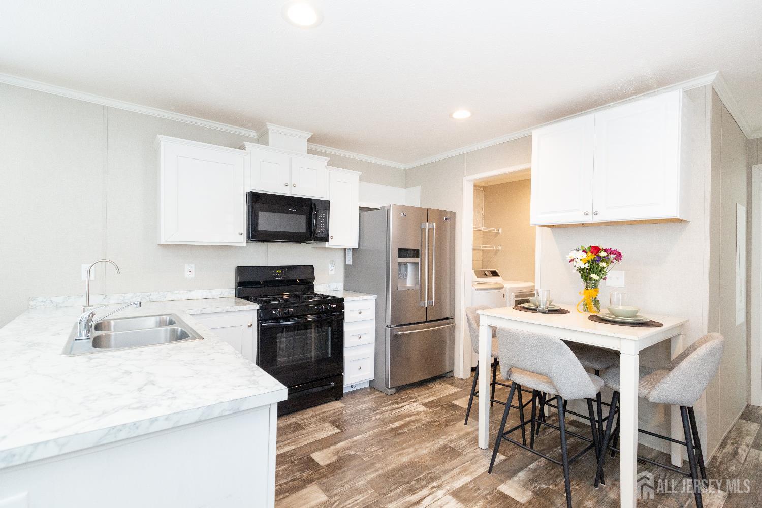 12 Maine, South Brunswick, NJ, 08852