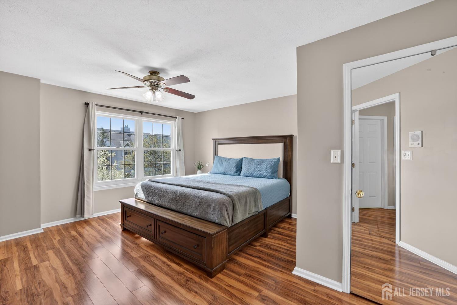 217 Prestwick, Edison, NJ, 08820