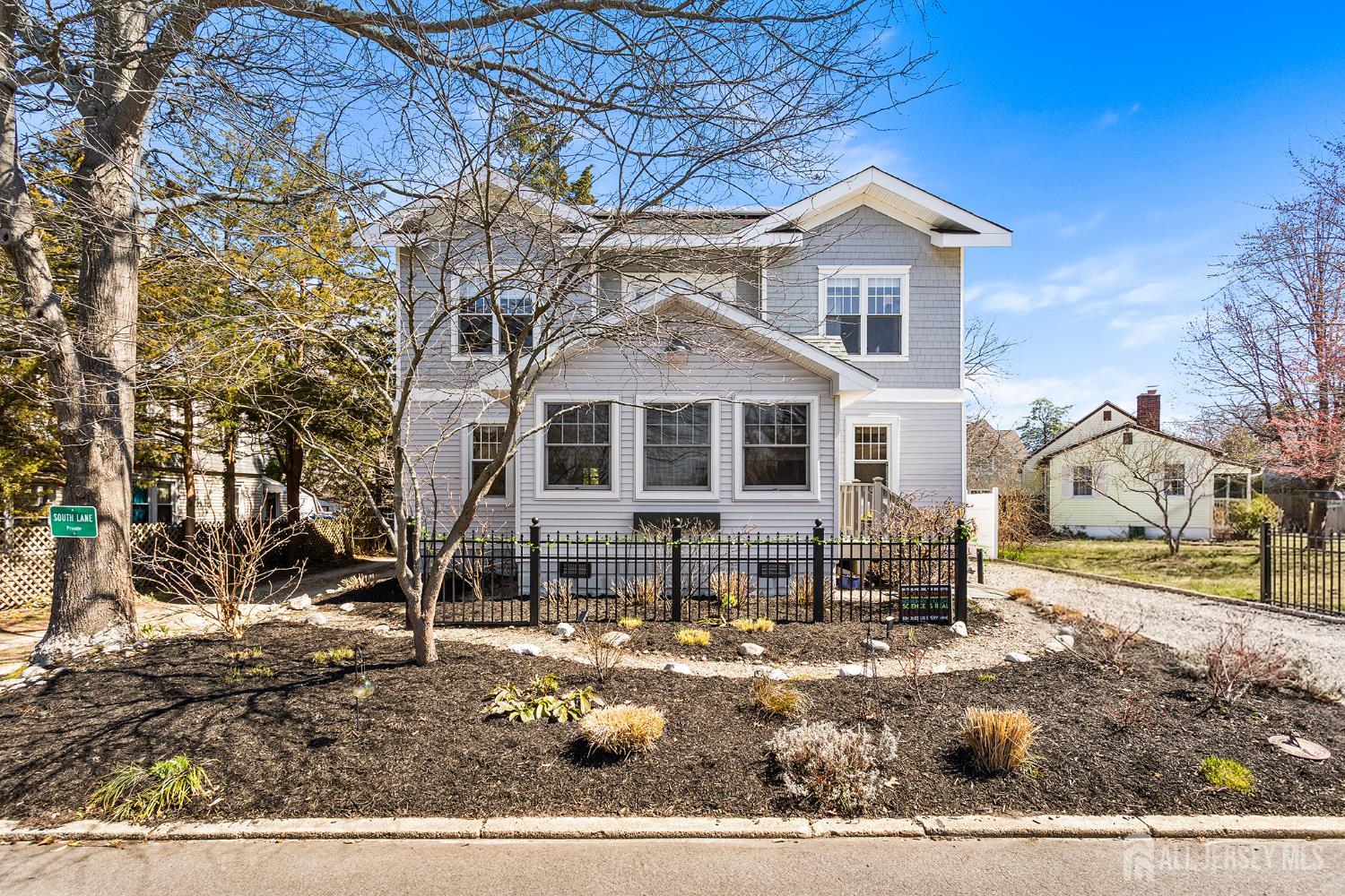 Photo of 100 Laurel Avenue