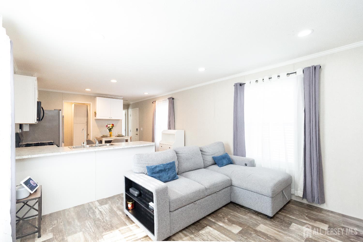 12 Maine, South Brunswick, NJ, 08852