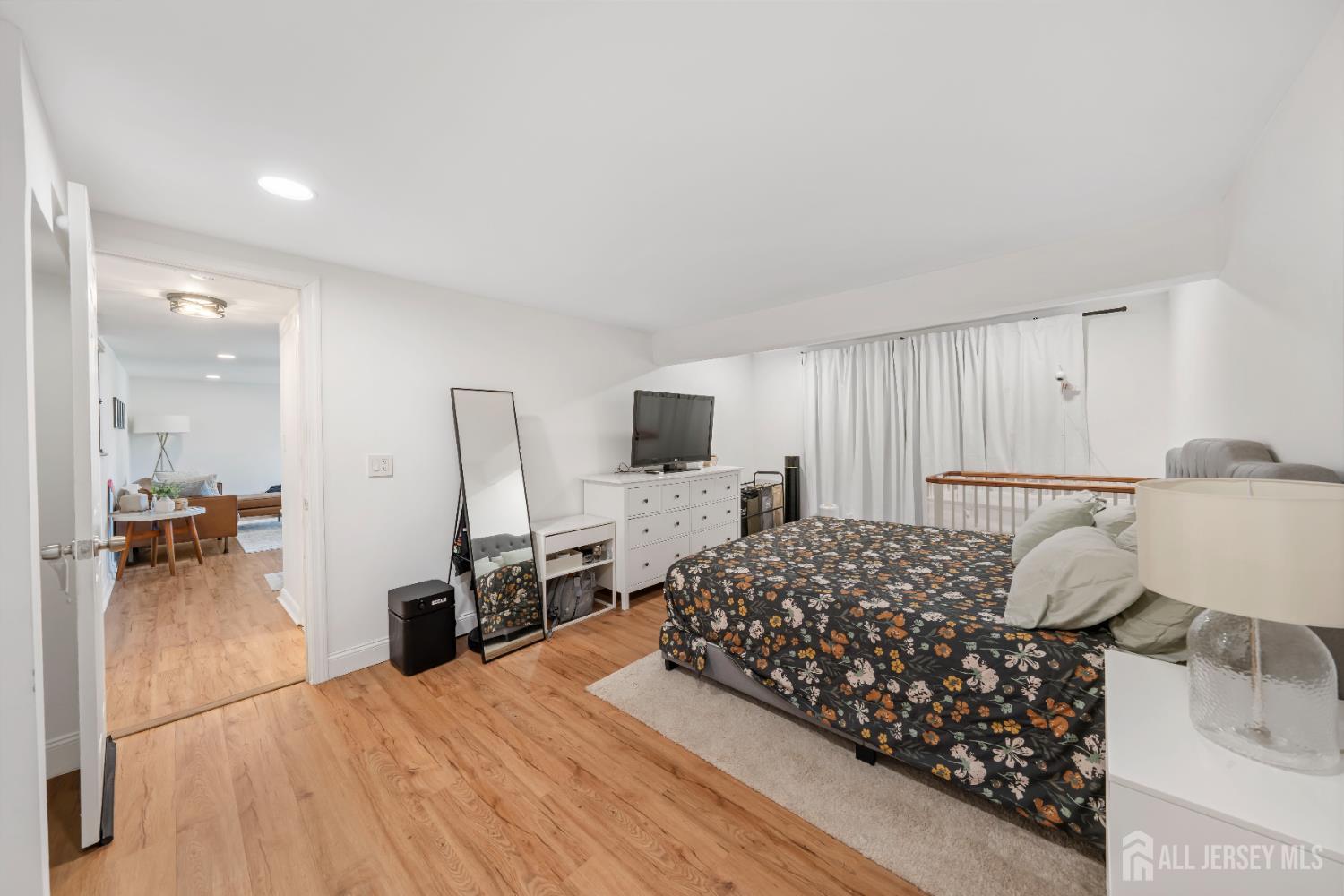 22 Partch, Edison, NJ, 08817