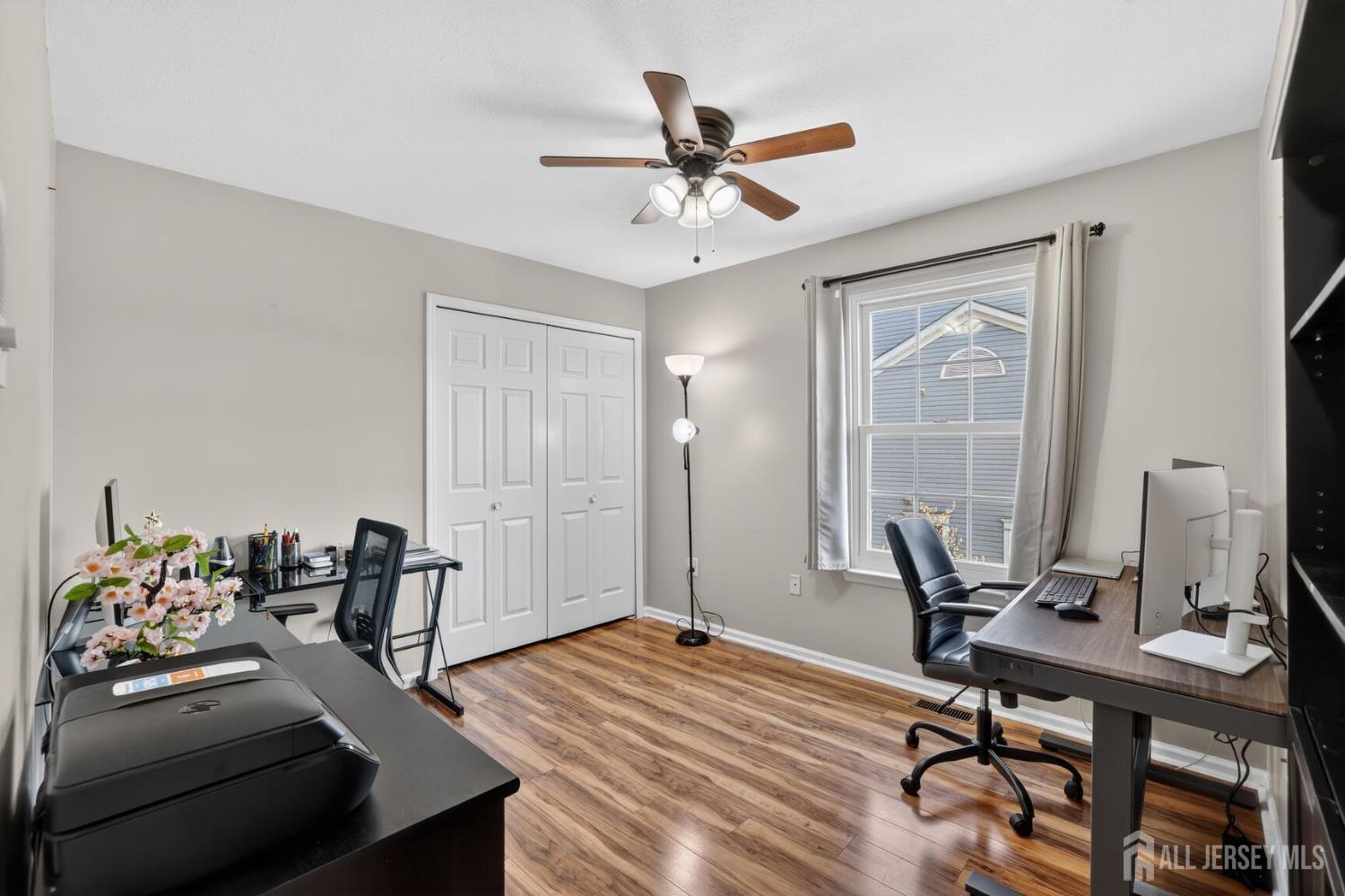 217 Prestwick, Edison, NJ, 08820