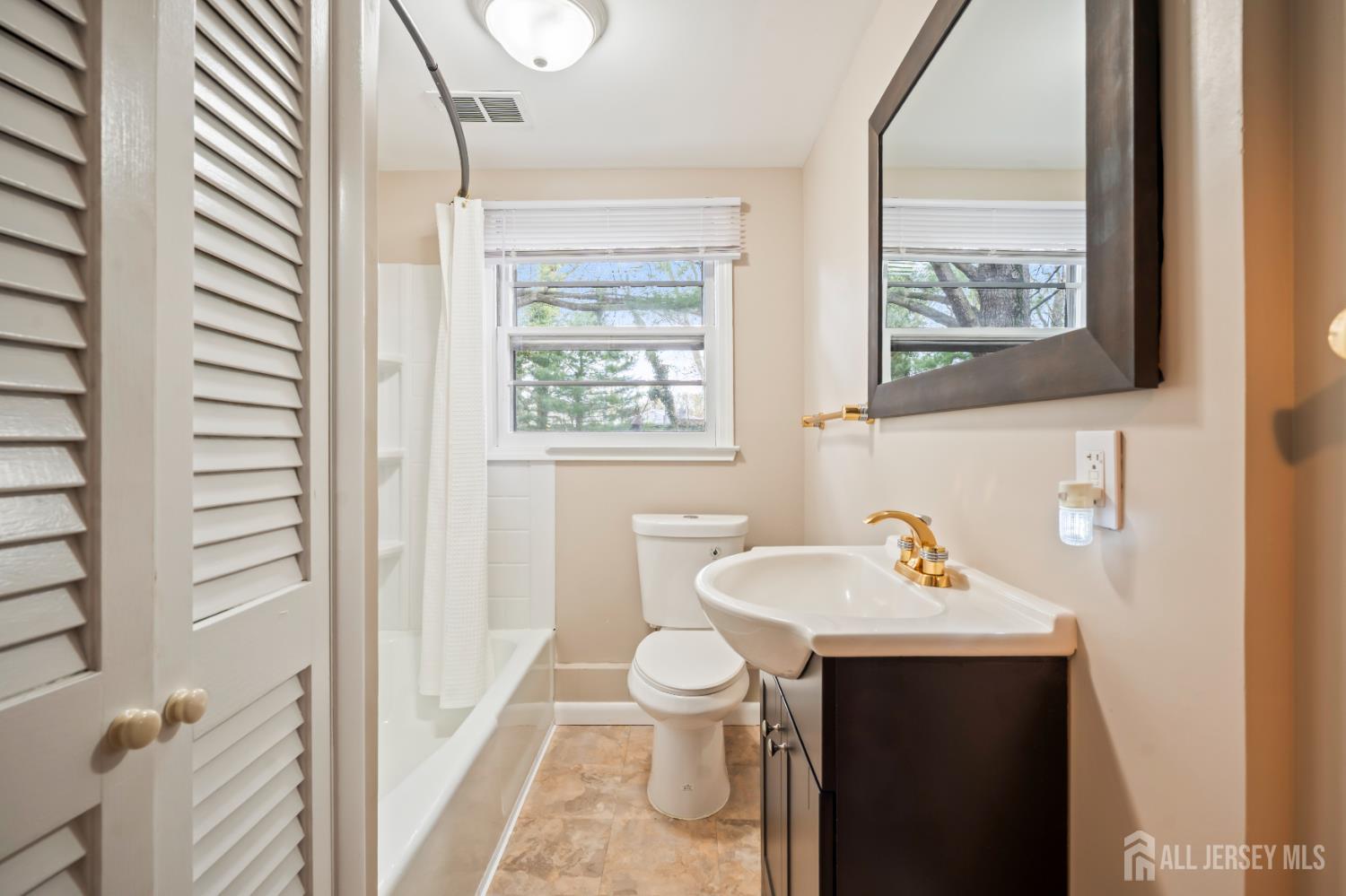 3 Vauxhall, East Brunswick, NJ, 08816