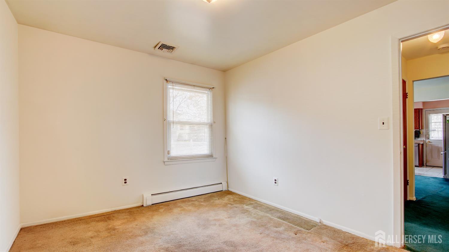 314 Adirondack, Spotswood, NJ, 08884