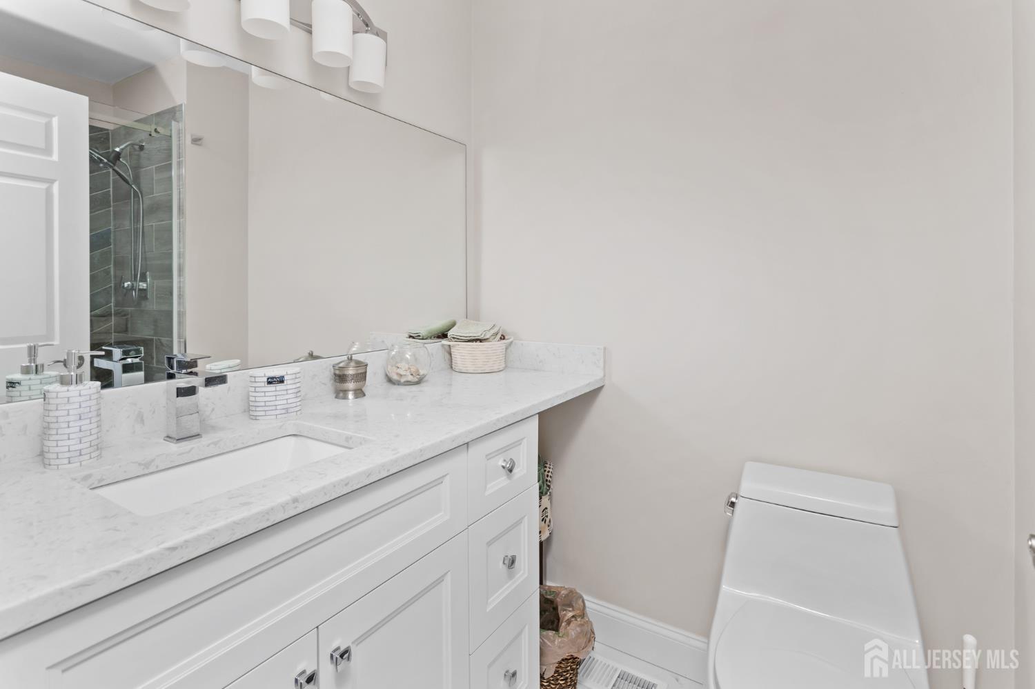 26 John Paul Jones, Monroe, NJ, 08831