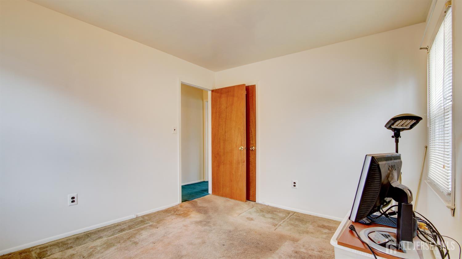 314 Adirondack, Spotswood, NJ, 08884