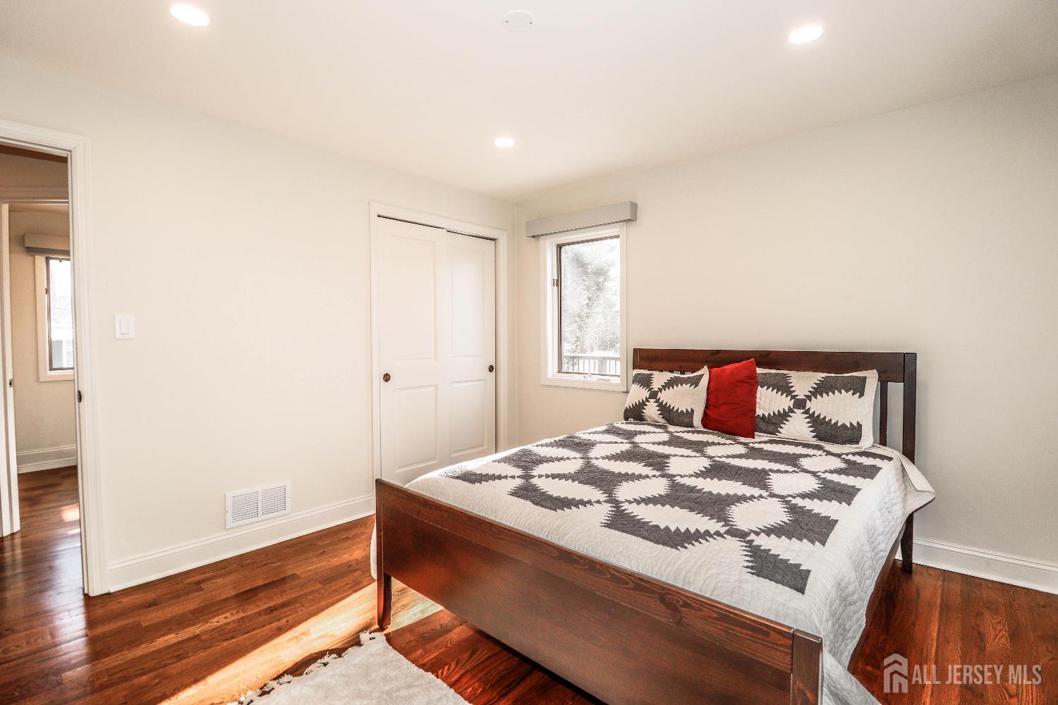 113 Spear, Metuchen, NJ, 08840