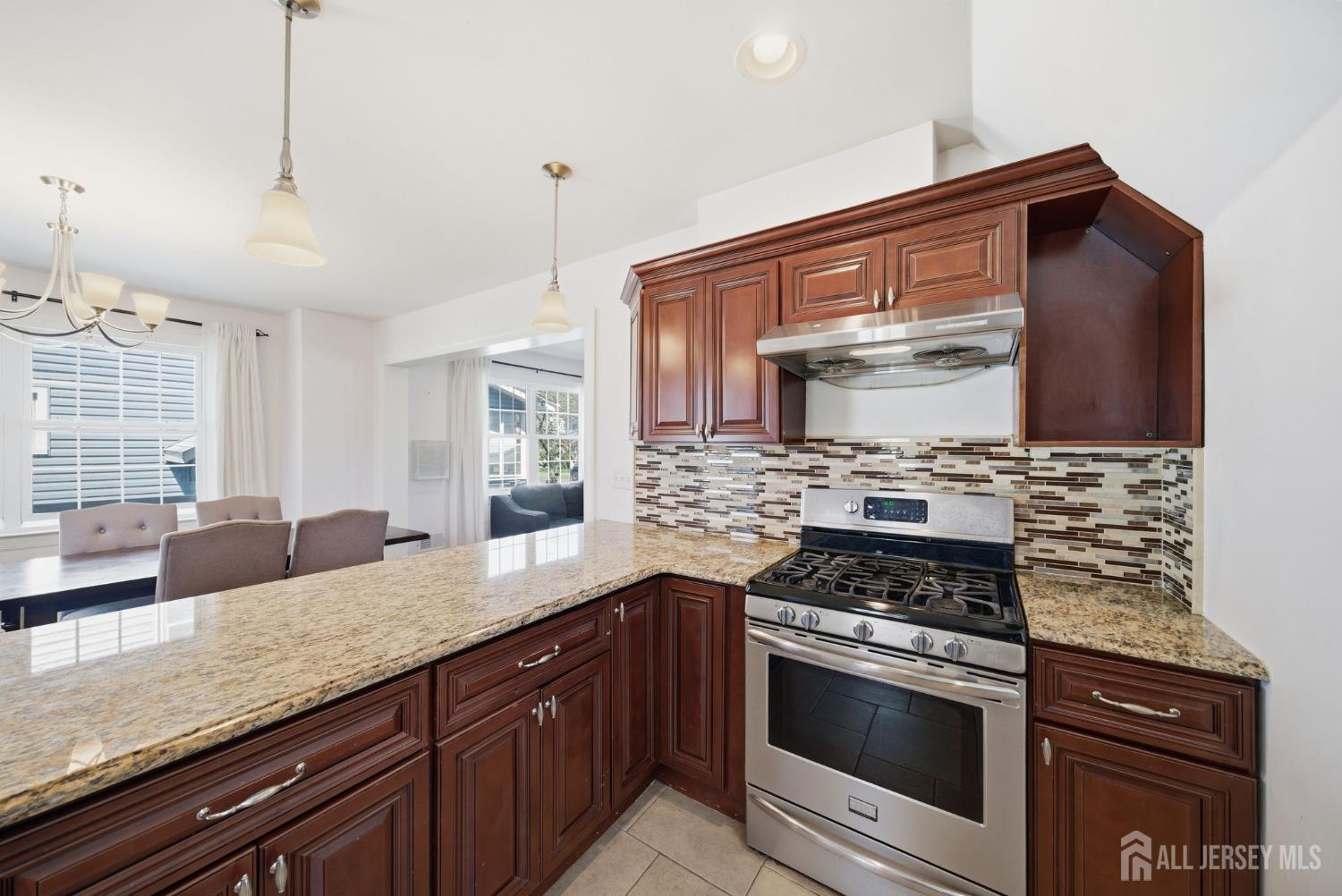 157 Freeman, Woodbridge Proper, NJ, 07095