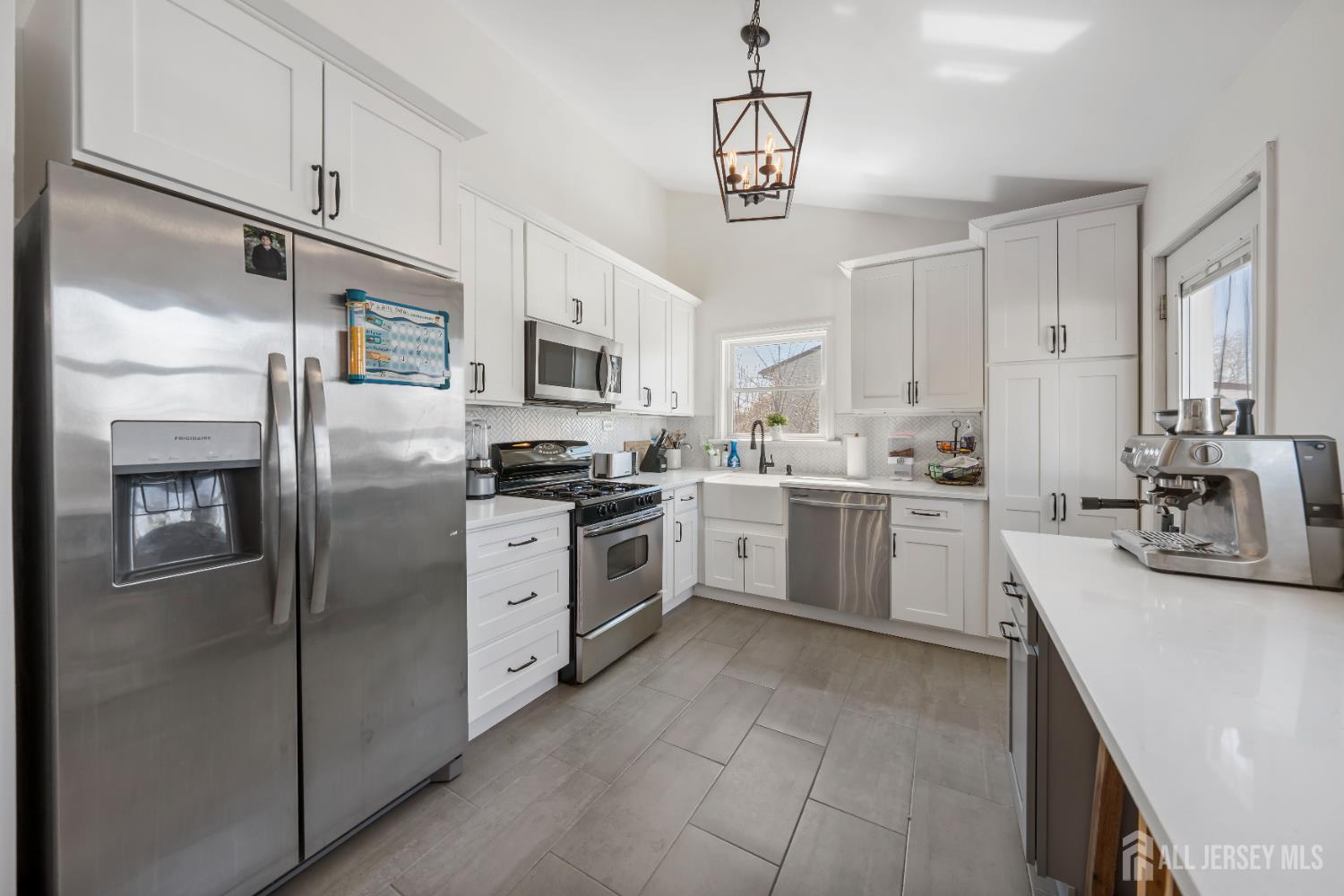 22 Partch, Edison, NJ, 08817