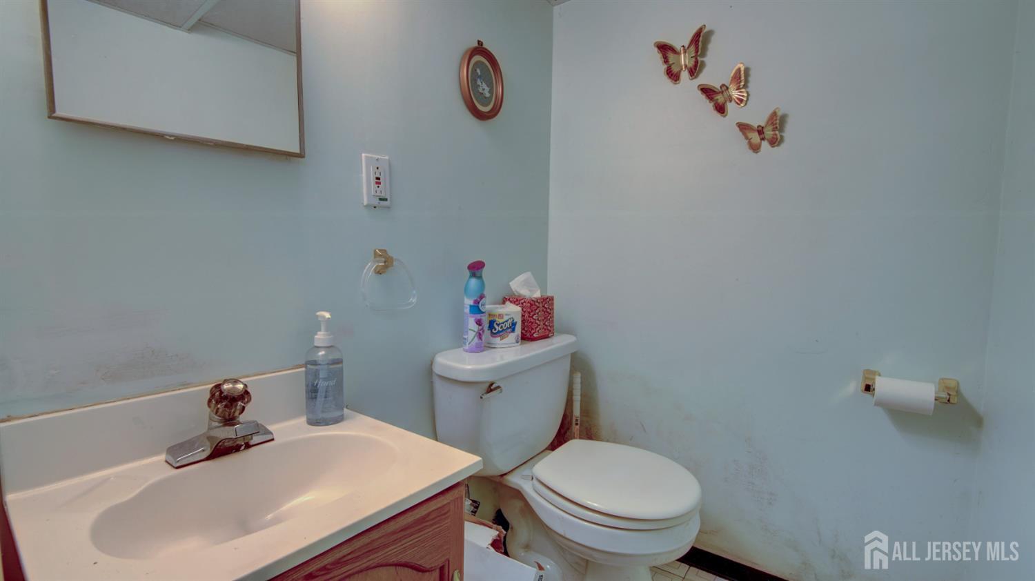 314 Adirondack, Spotswood, NJ, 08884