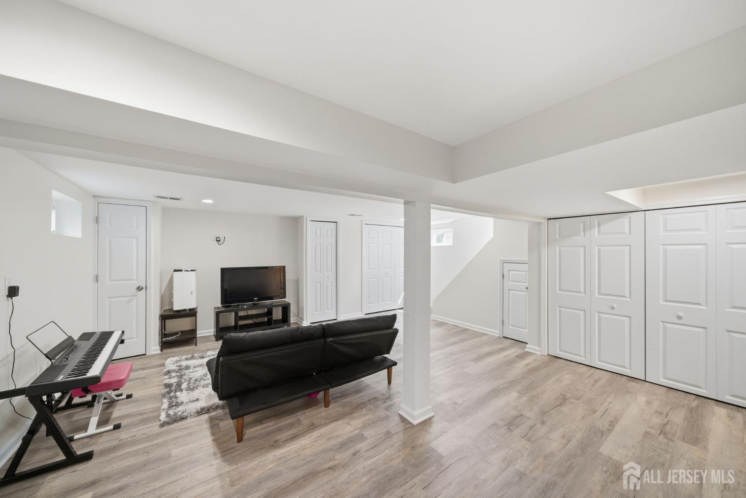 157 Freeman, Woodbridge Proper, NJ, 07095