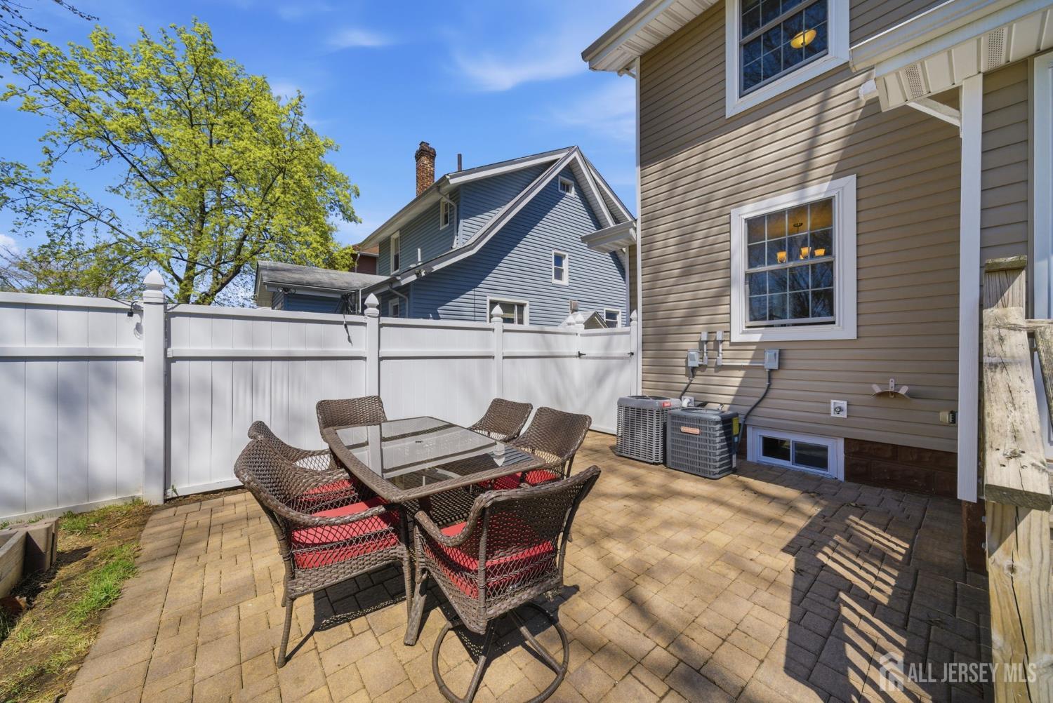 157 Freeman, Woodbridge Proper, NJ, 07095