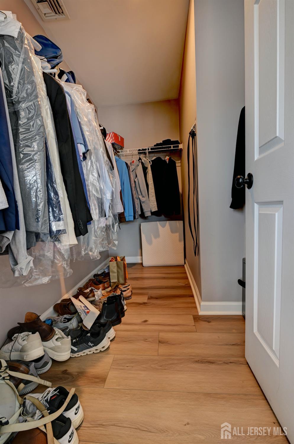 31 Ashwood, Summit, NJ, 07901