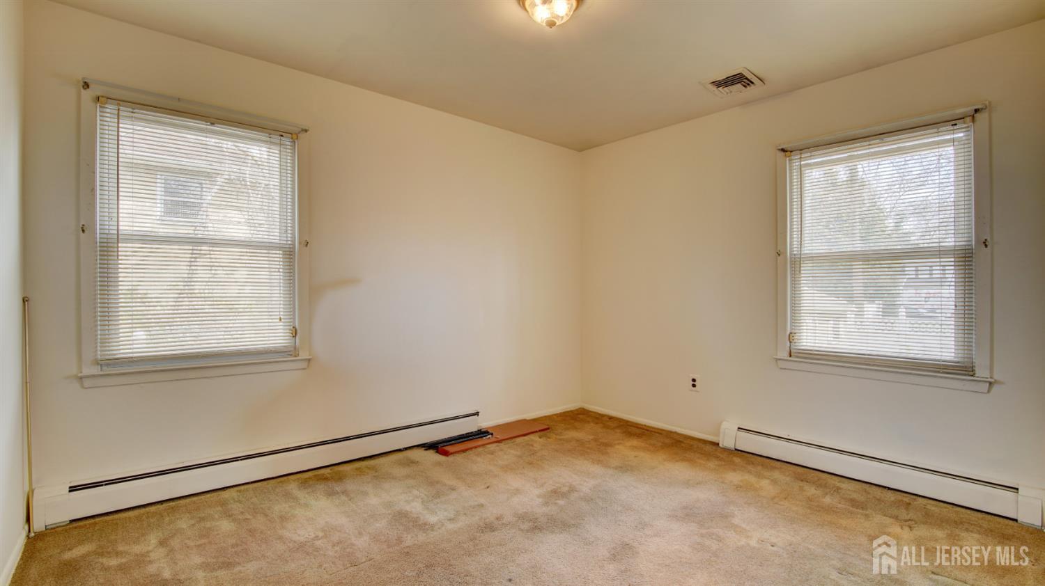 314 Adirondack, Spotswood, NJ, 08884