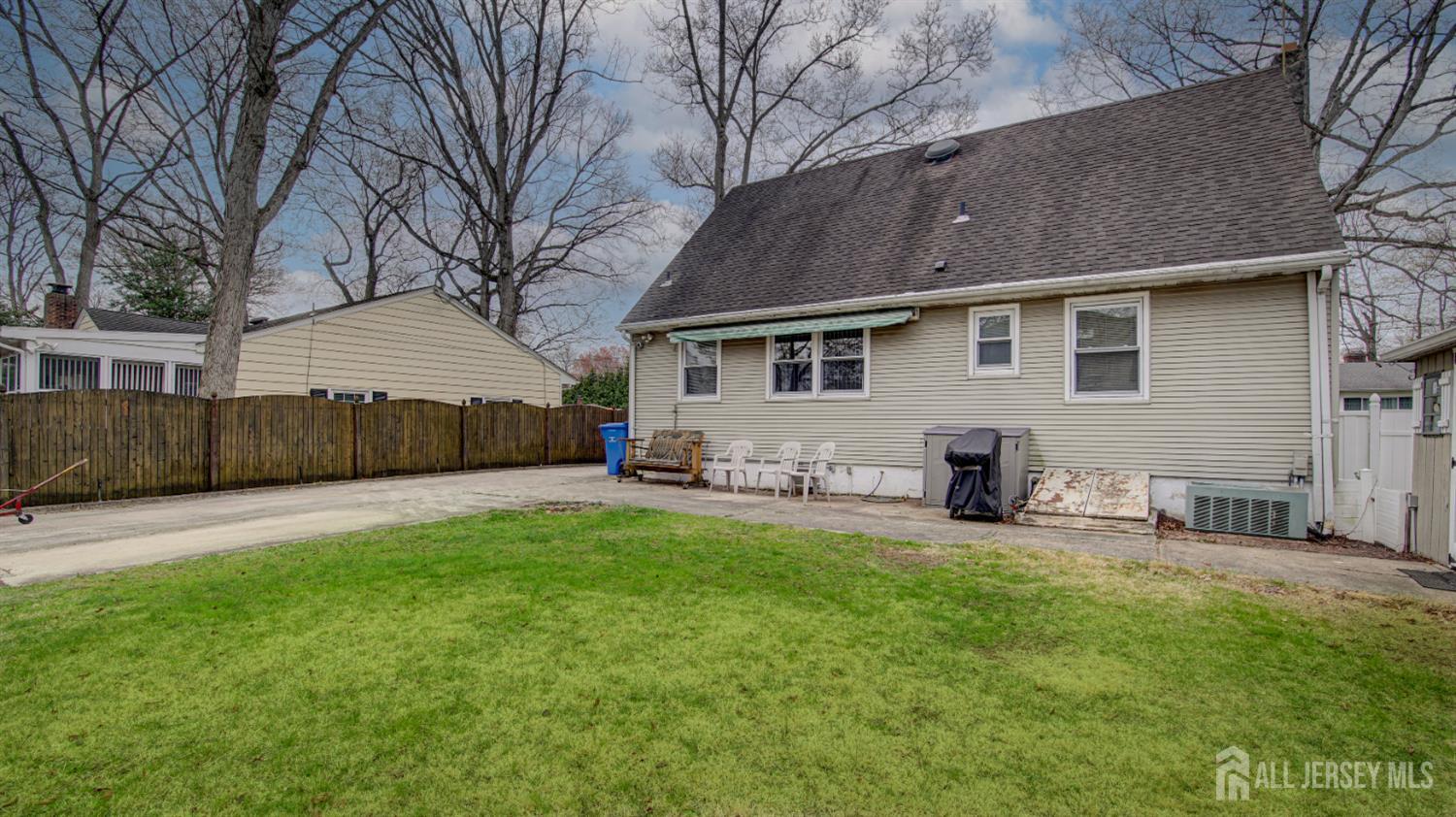 314 Adirondack, Spotswood, NJ, 08884