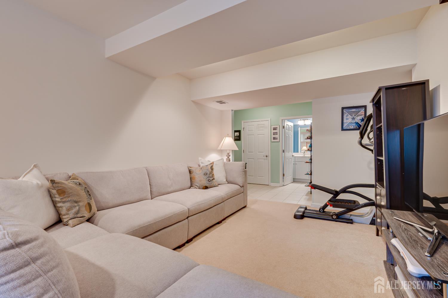 197-A Amboy, Metuchen, NJ, 08840