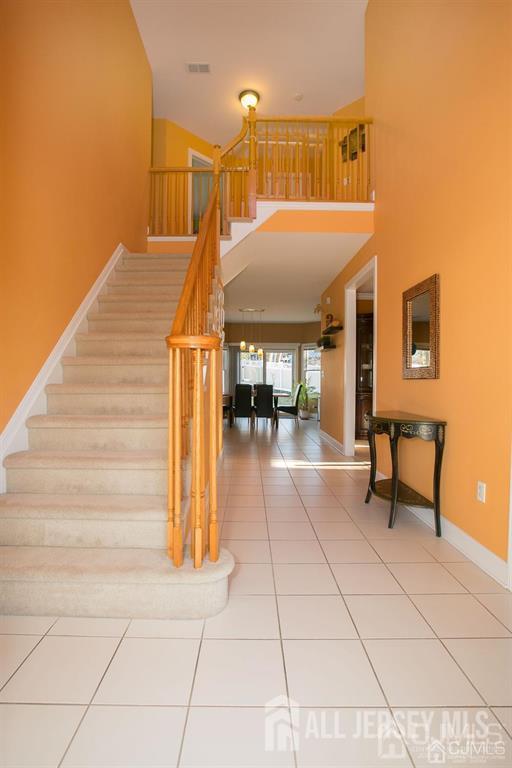 43 Melbloum, Edison, NJ, 08837