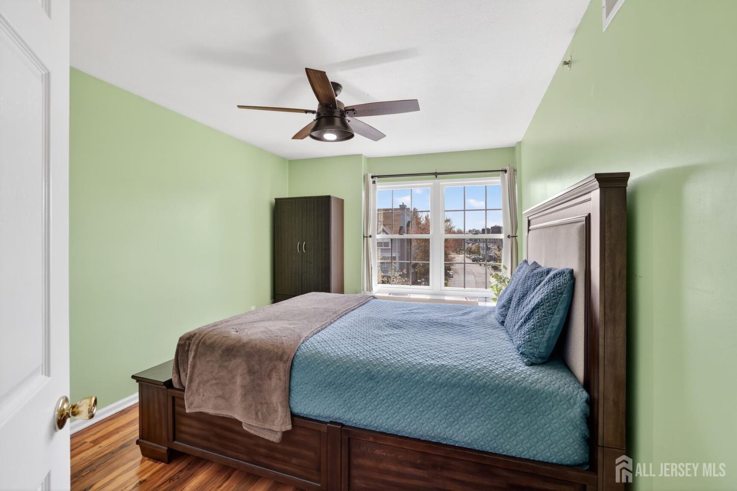 217 Prestwick, Edison, NJ, 08820