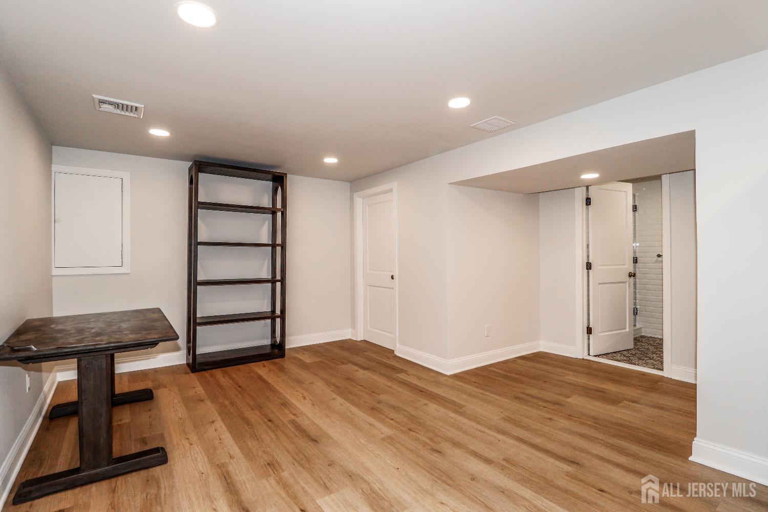 113 Spear, Metuchen, NJ, 08840