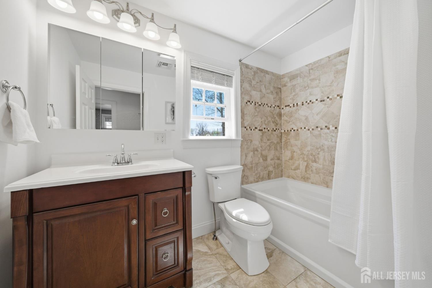 157 Freeman, Woodbridge Proper, NJ, 07095