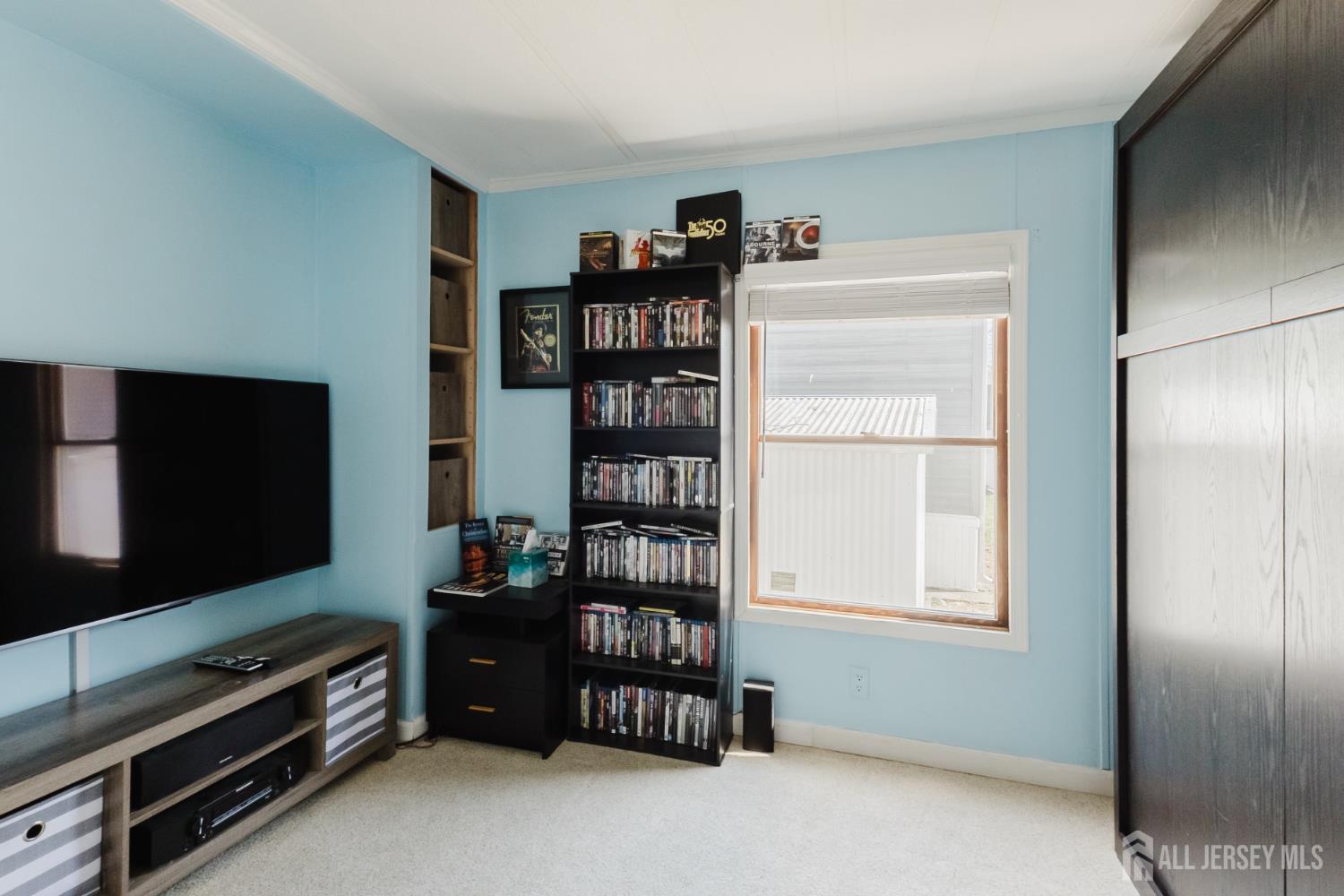 37 Emerson, North Brunswick, NJ, 08902