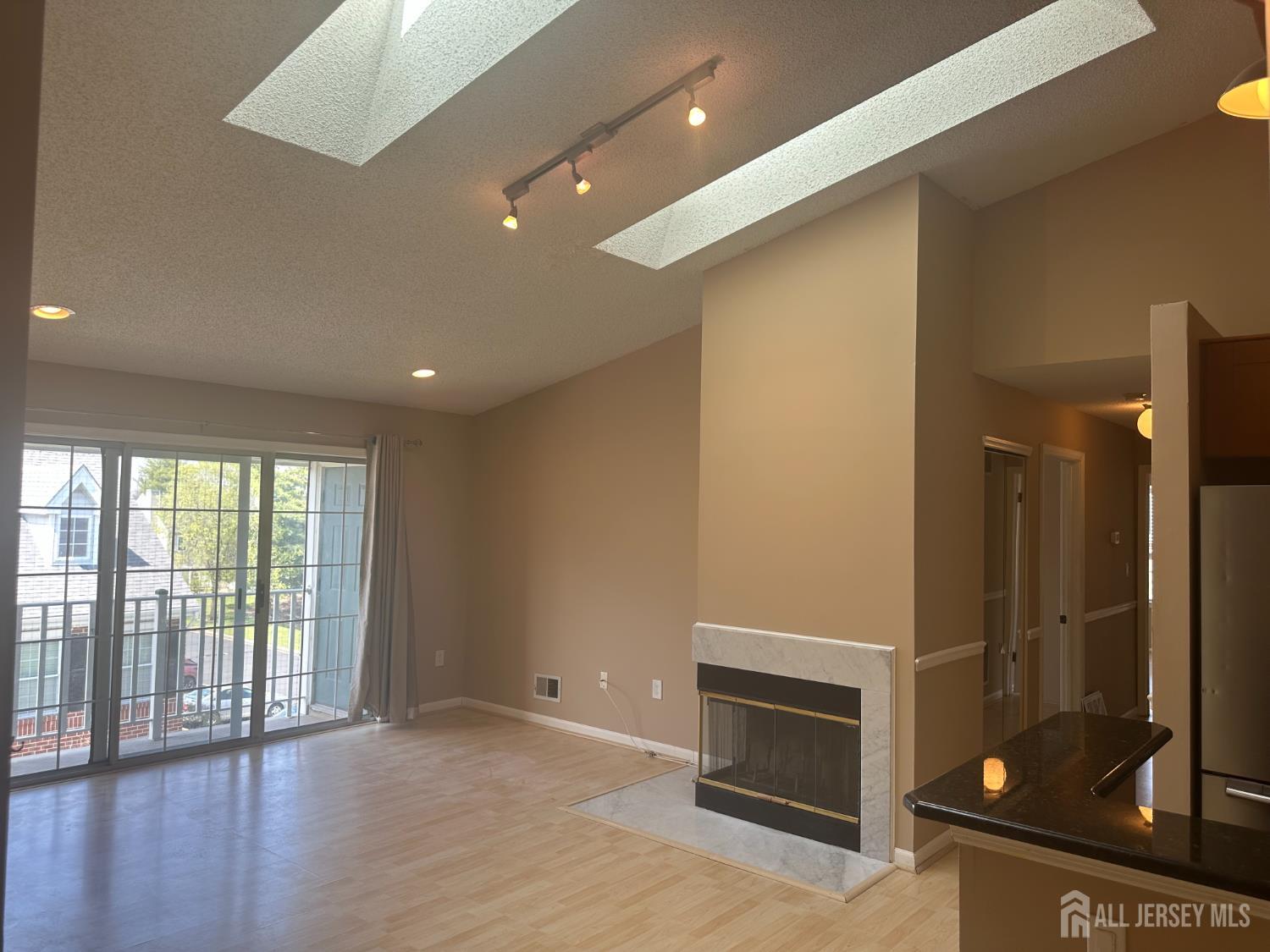 68 Clay, North Brunswick, NJ, 08902