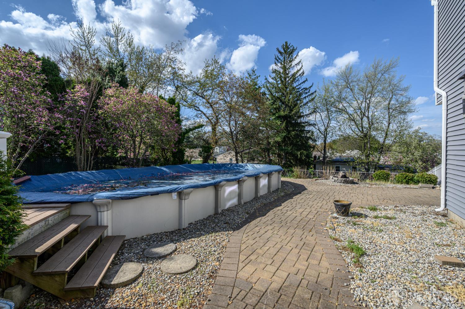 37 Helena, East Brunswick, NJ, 08816