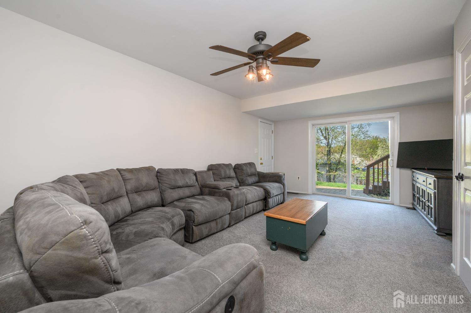 37 Helena, East Brunswick, NJ, 08816