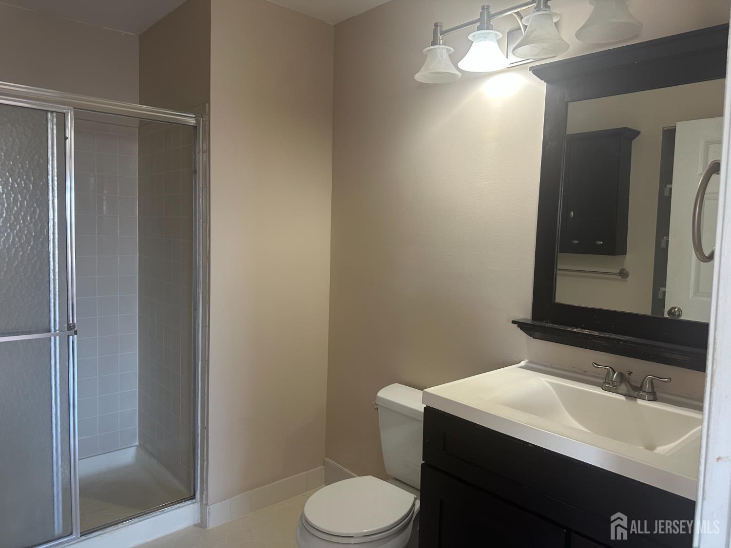 68 Clay, North Brunswick, NJ, 08902