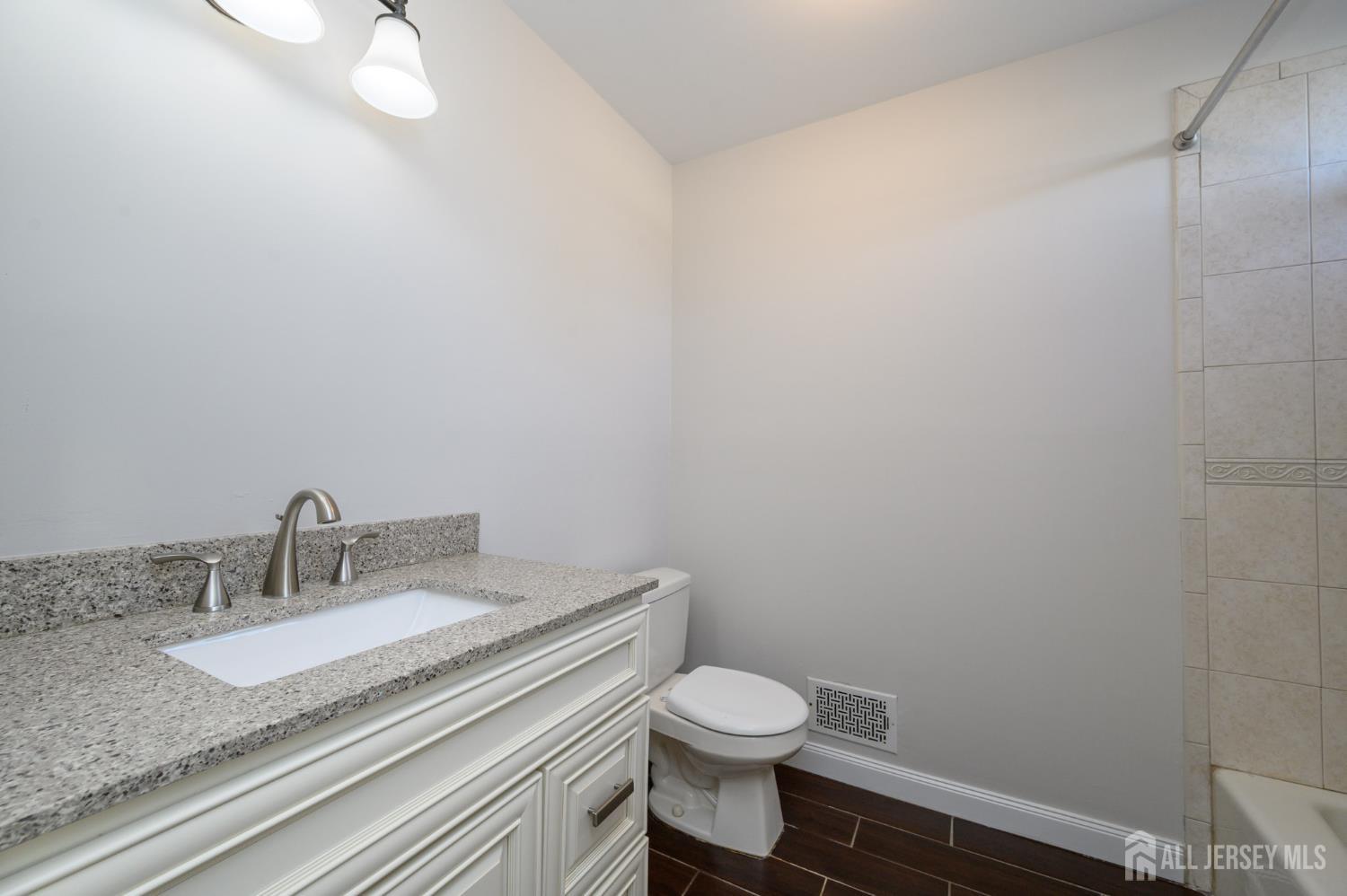 37 Helena, East Brunswick, NJ, 08816