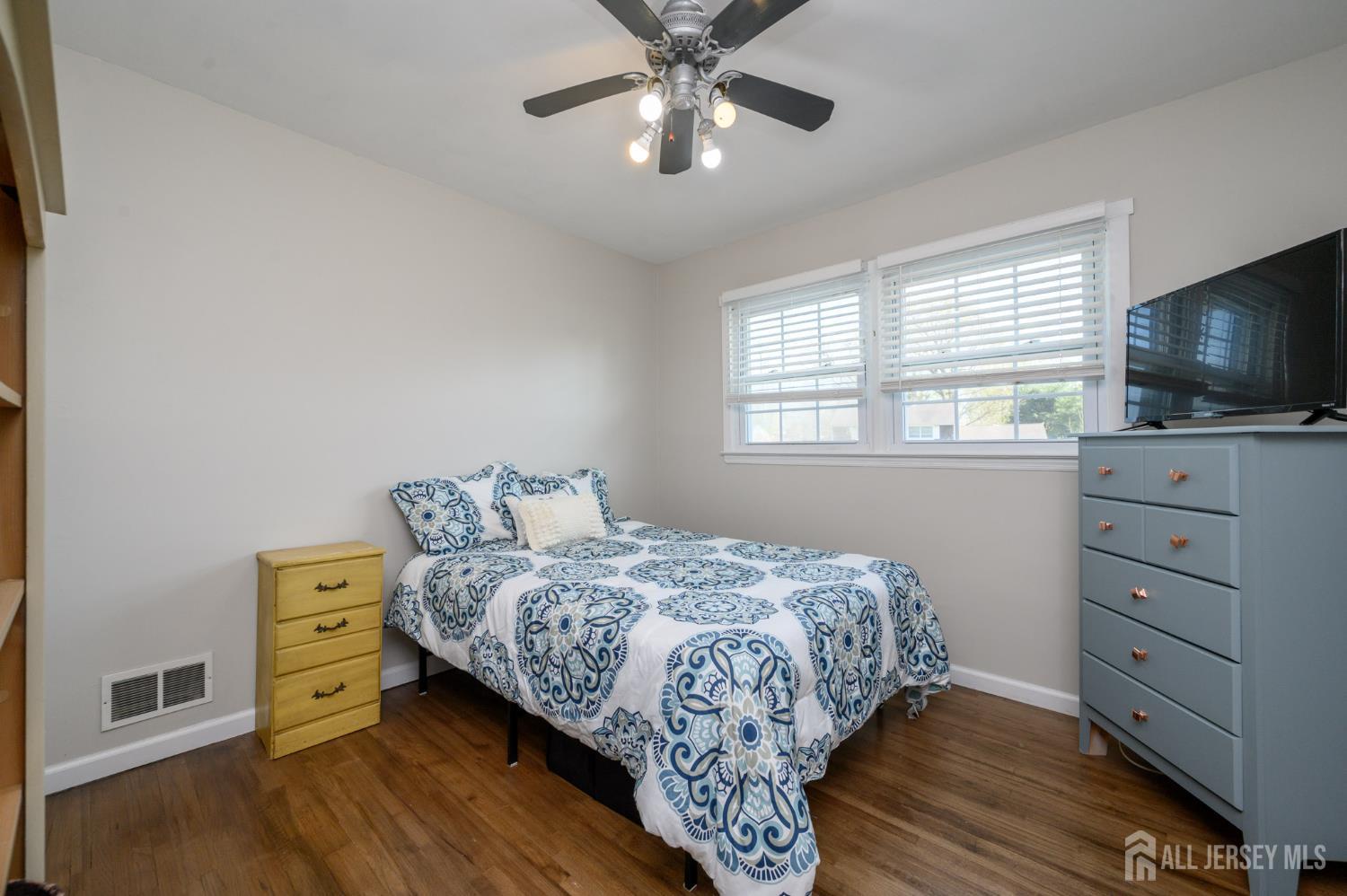 37 Helena, East Brunswick, NJ, 08816