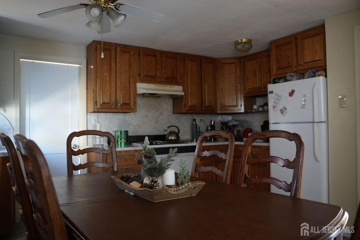 413 Paderewski, Perth Amboy, NJ, 08861