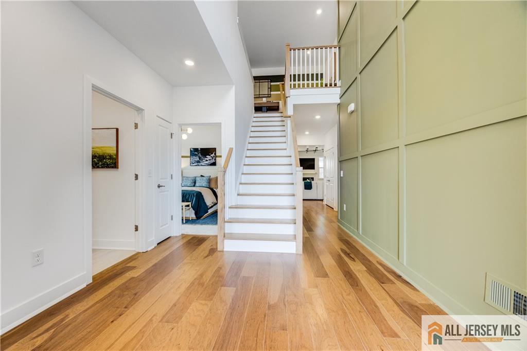 16 Galerie, Monroe, NJ, 08831