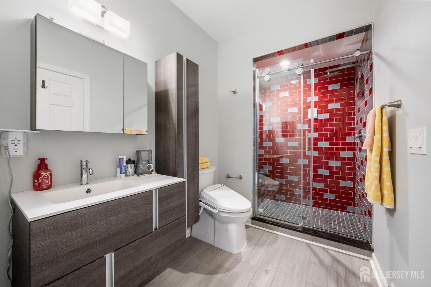 5 E Bock, East Brunswick, NJ, 08816