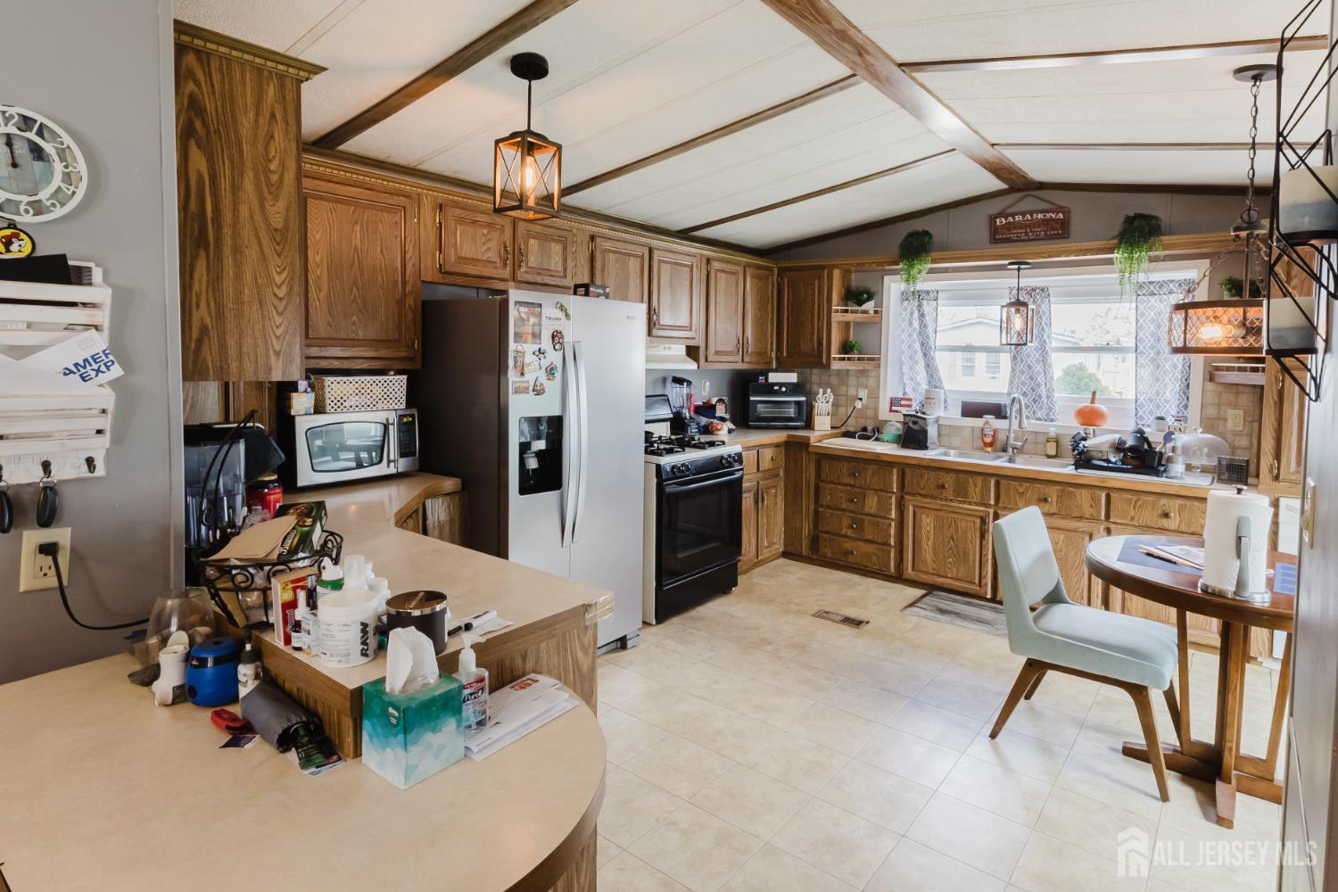 37 Emerson, North Brunswick, NJ, 08902