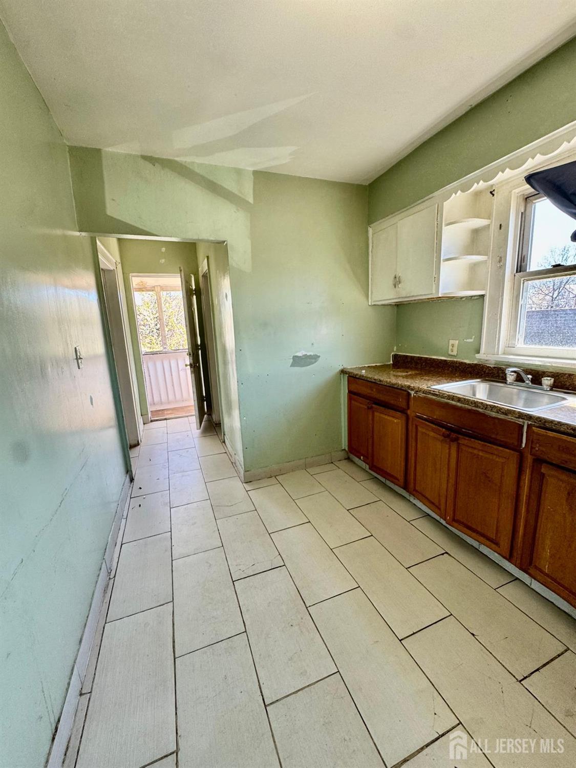 168 Throop, New Brunswick, NJ, 08901