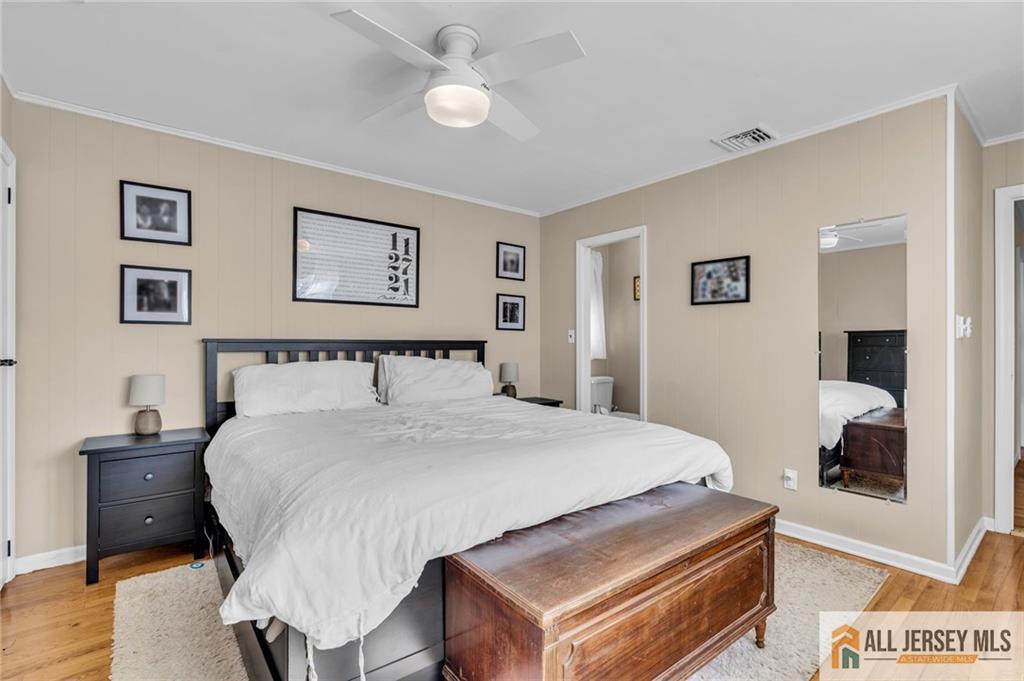 25 Woodview, Fords, NJ, 08863