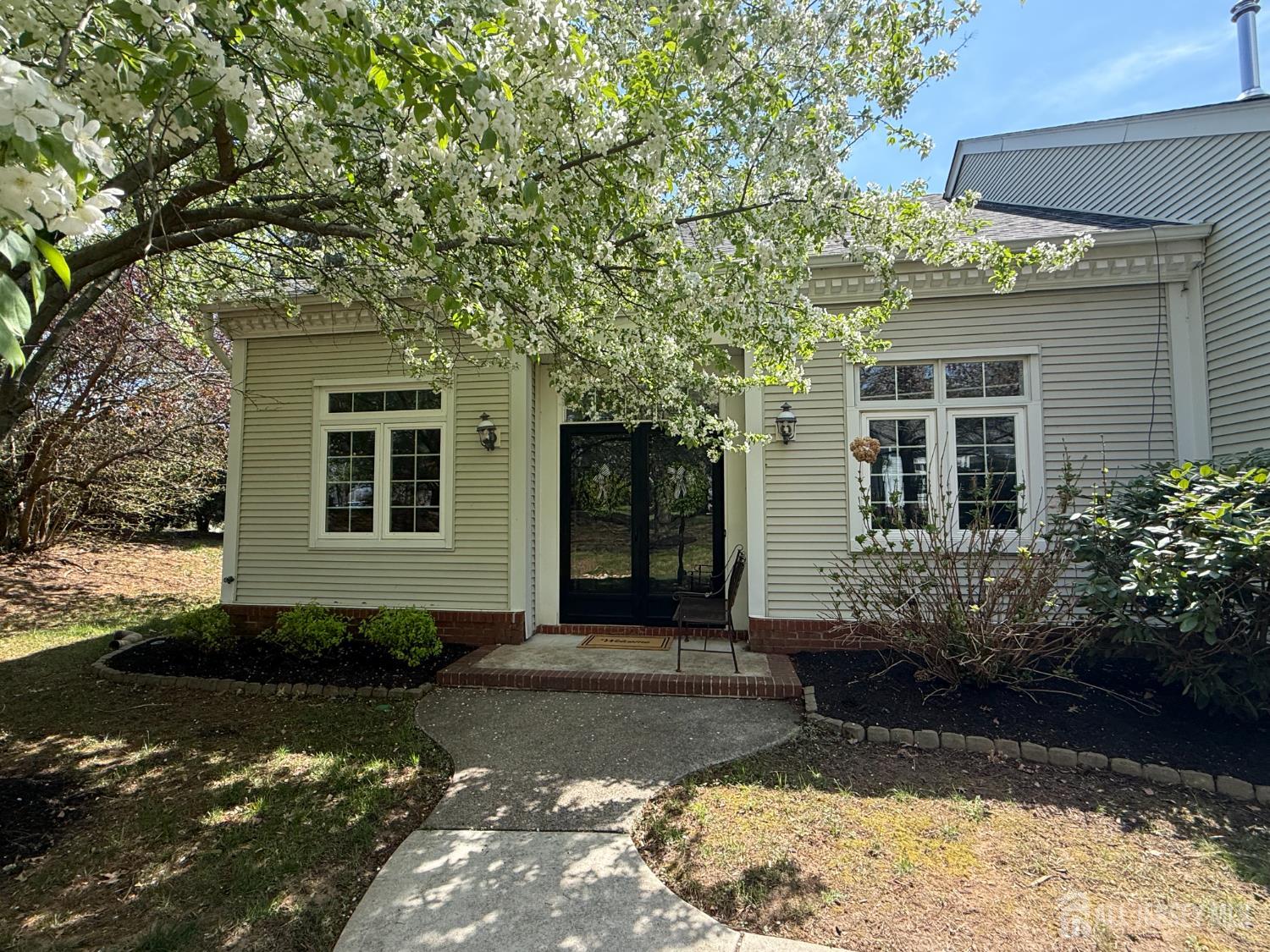 Photo of 47 Winthrop Road 47a
