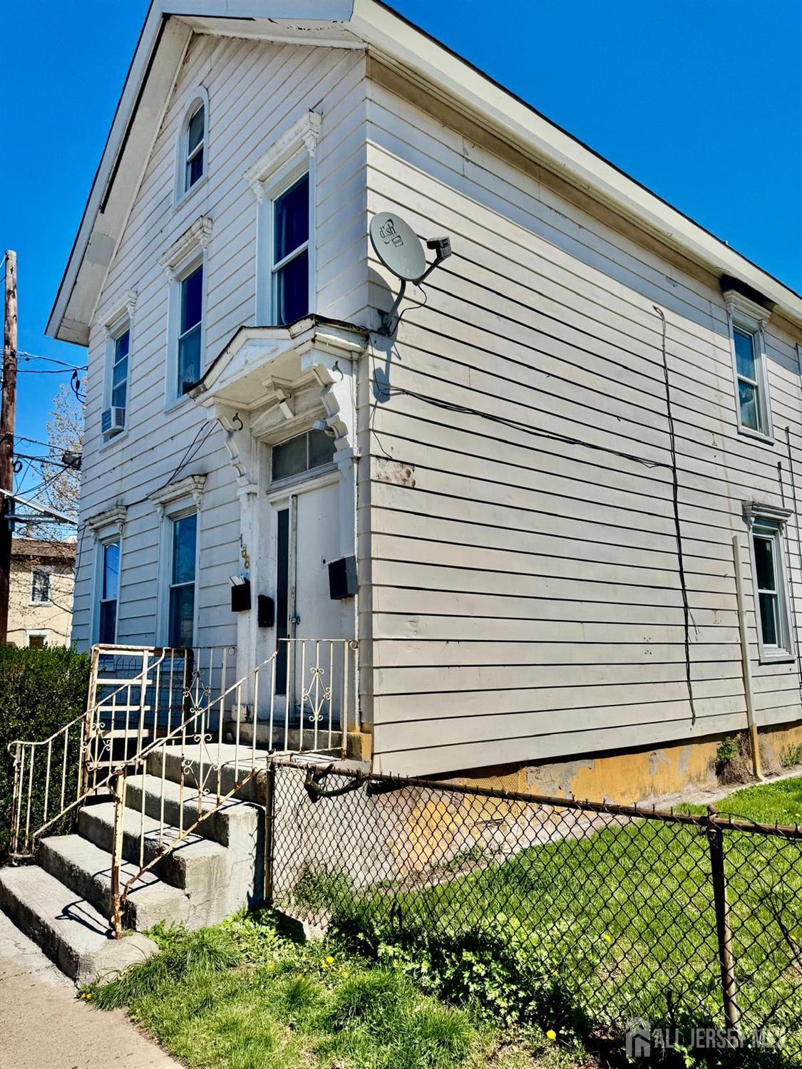 168 Throop, New Brunswick, NJ, 08901