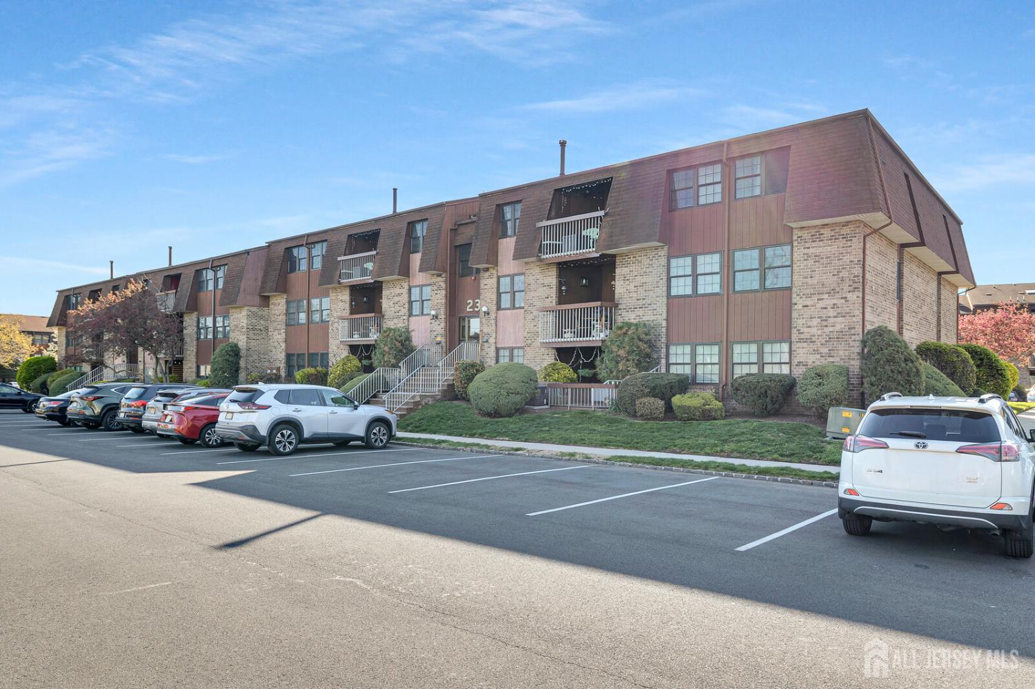 17 Jill UNIT 19, Edison, NJ, 08817